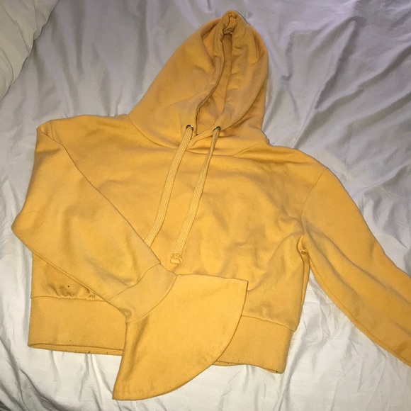 Cropped yellow hoodie - Picture 1 of 2
